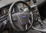 Volvo V60 13