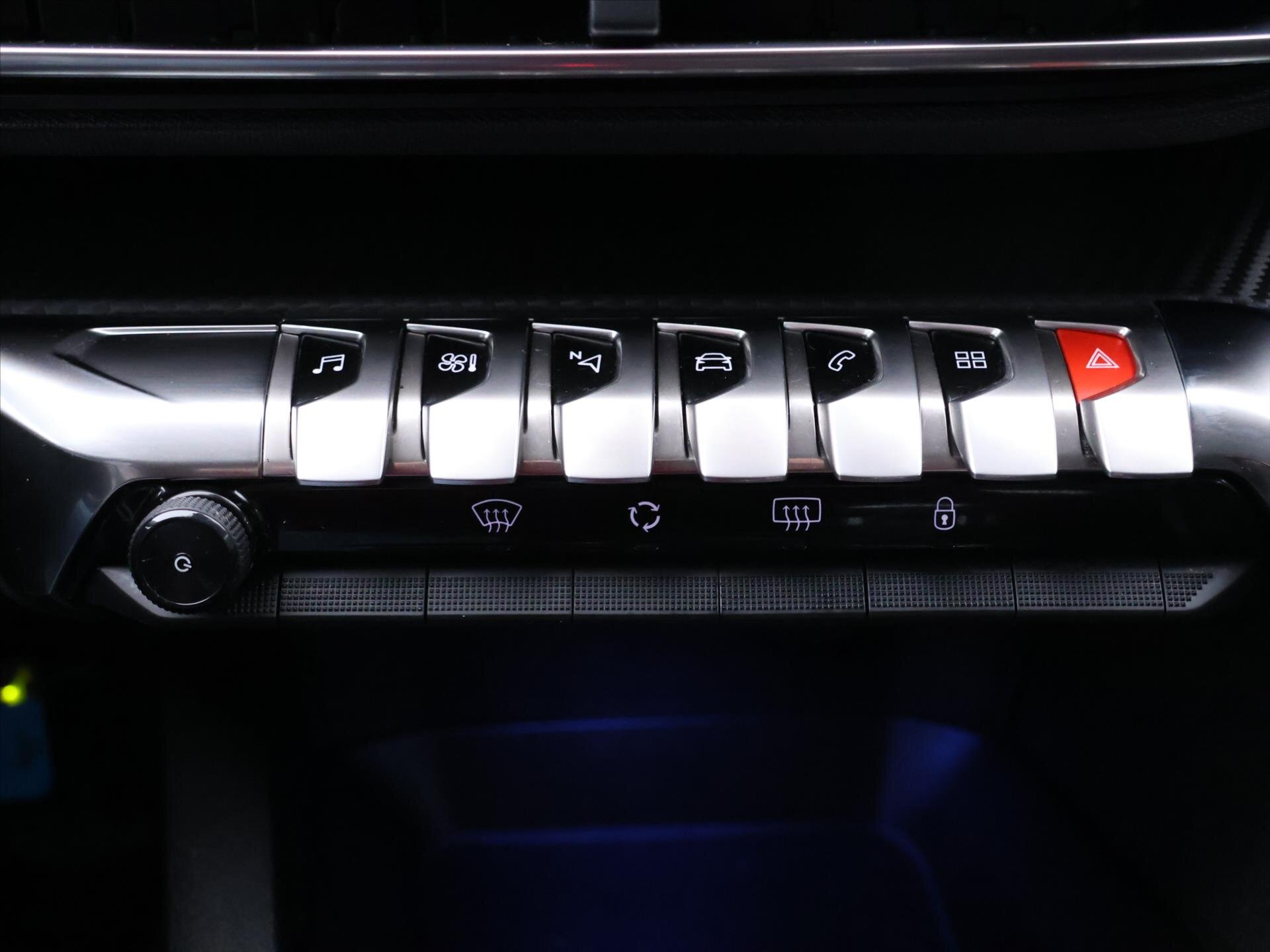 Peugeot 5008 SUV / Terénní 1,2 l 96 kw