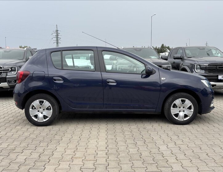 Dacia Sandero 6