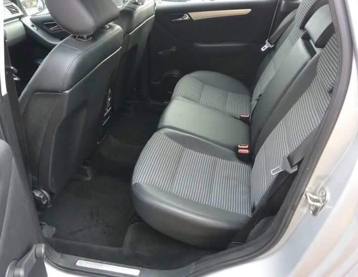 Mercedes-Benz Třídy B 23