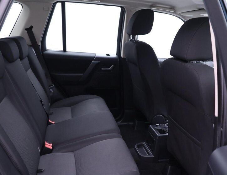 Land Rover Freelander SUV 2,2 l 140 kw