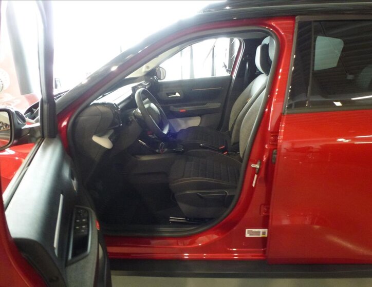 Citroën C3 Aircross SUV / Terénní 1,2 l 74 kw