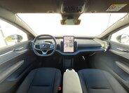 Volvo EX30 SUV / Terénní 69,0 200 kw