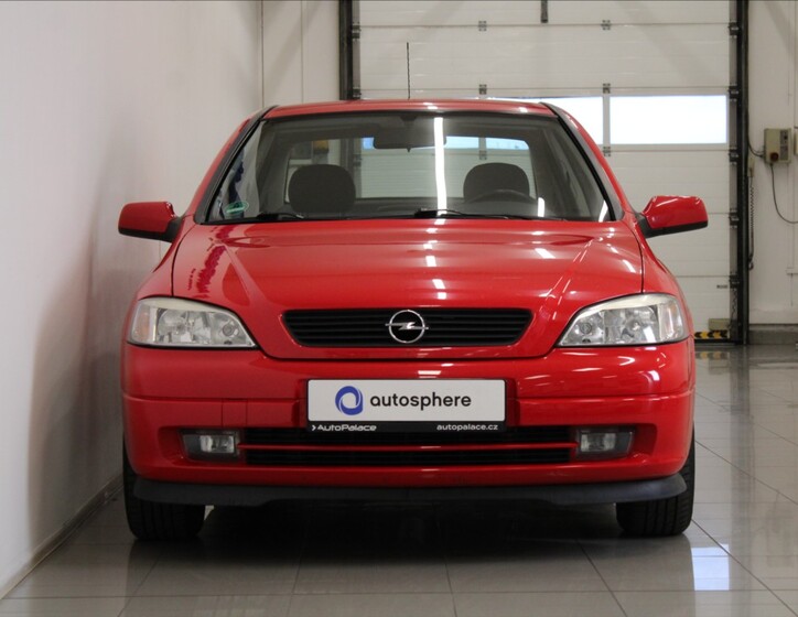 Opel Astra 2