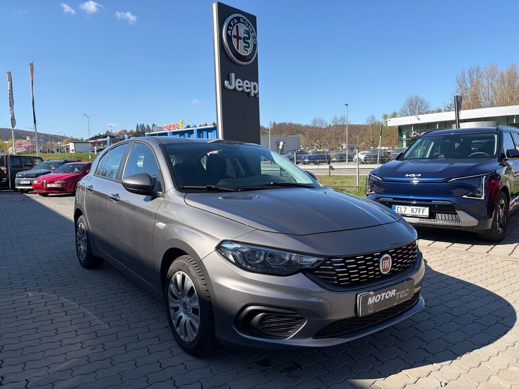 Fiat Tipo Hatchback 1,4 l 88 kw