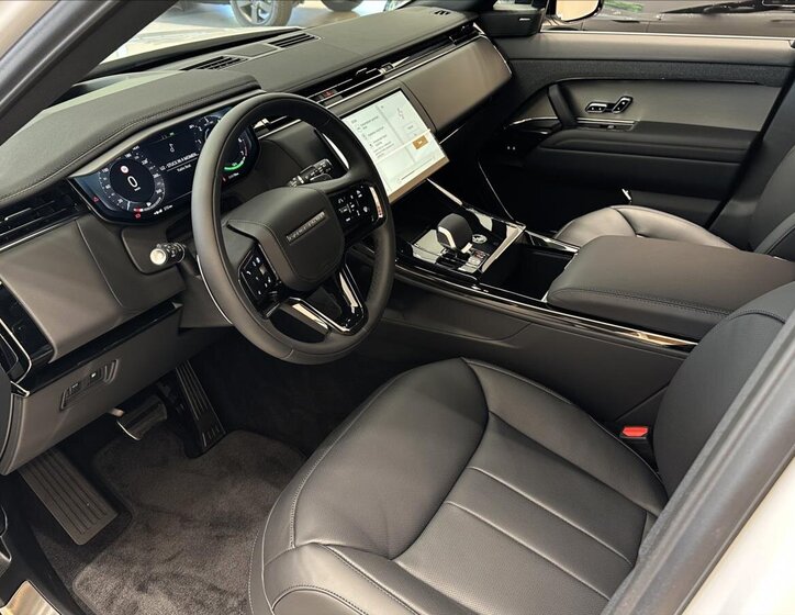 Land Rover Range Rover Sport 6