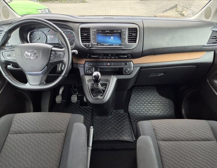 Toyota ProAce Verso MPV 2,0 l 106 kw