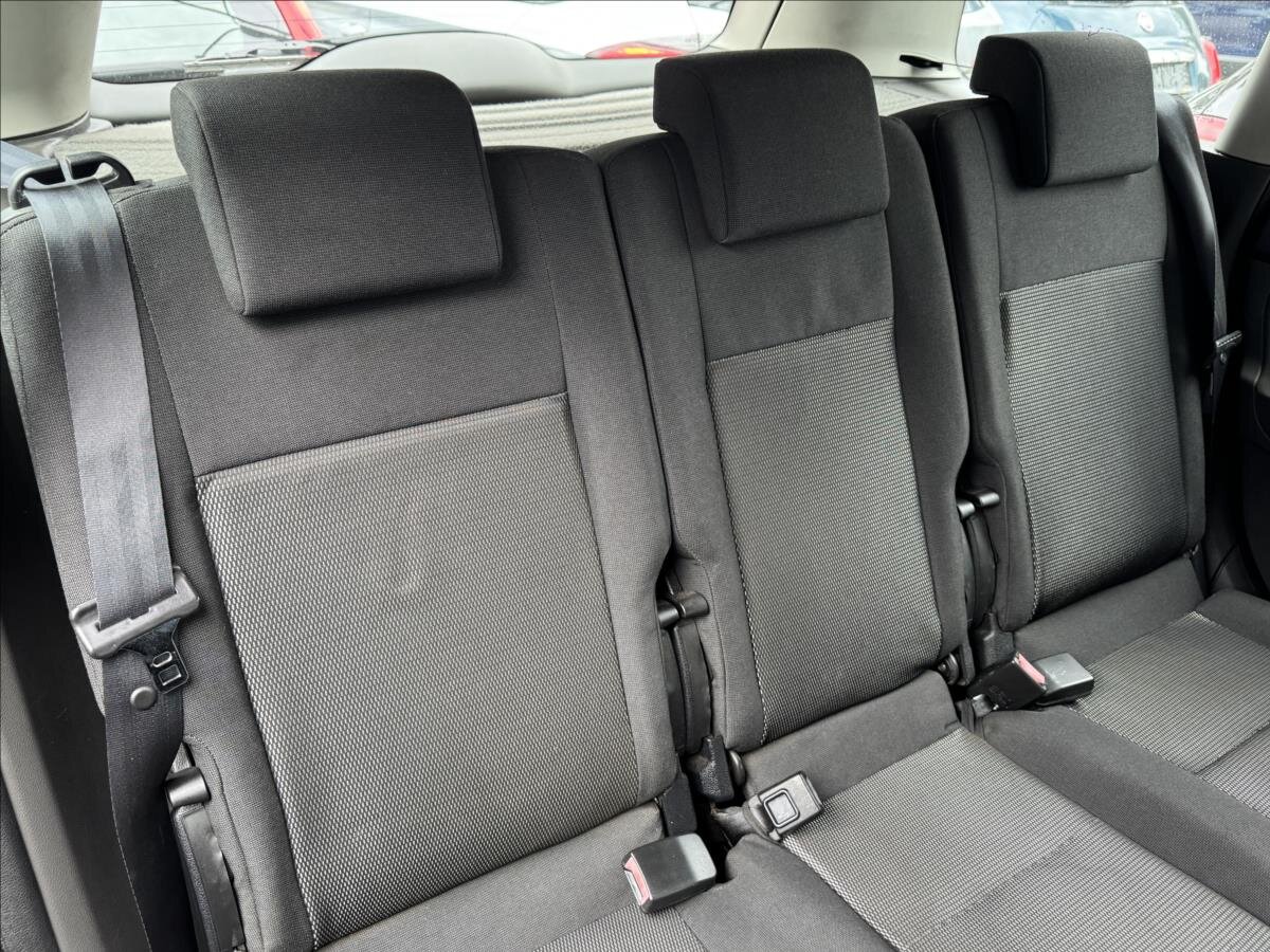 Ford C-MAX MPV 2,0 l 107 kw