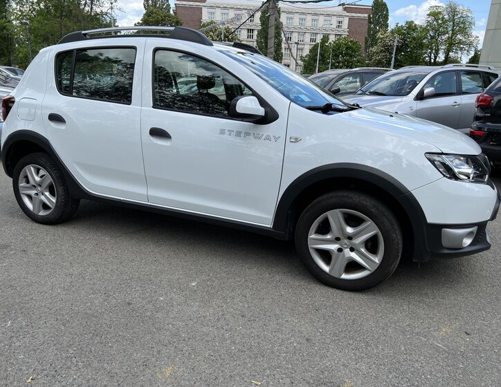 Dacia Sandero Hatchback 1,5 l 66 kw
