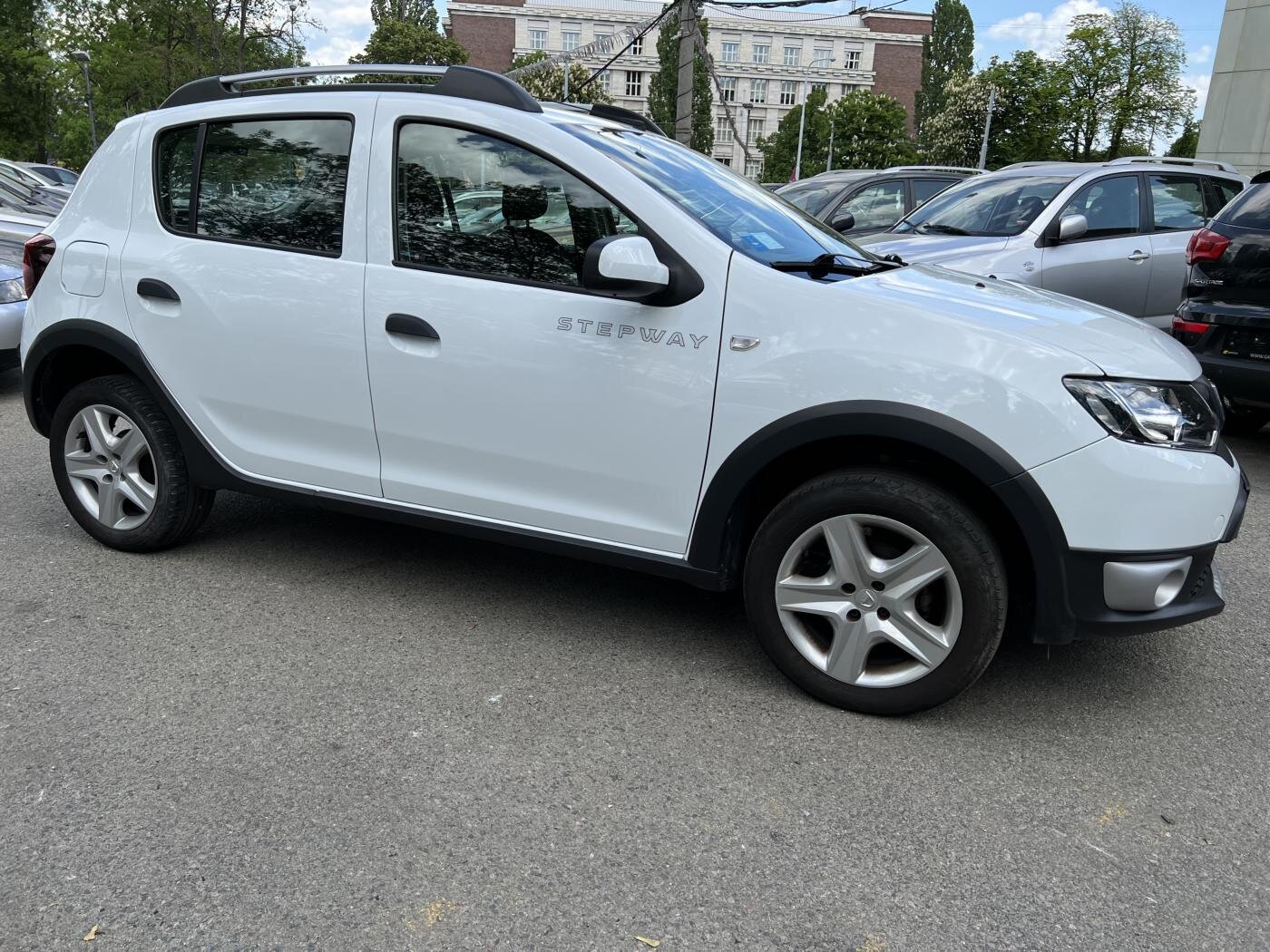 Dacia Sandero Hatchback 1,5 l 66 kw