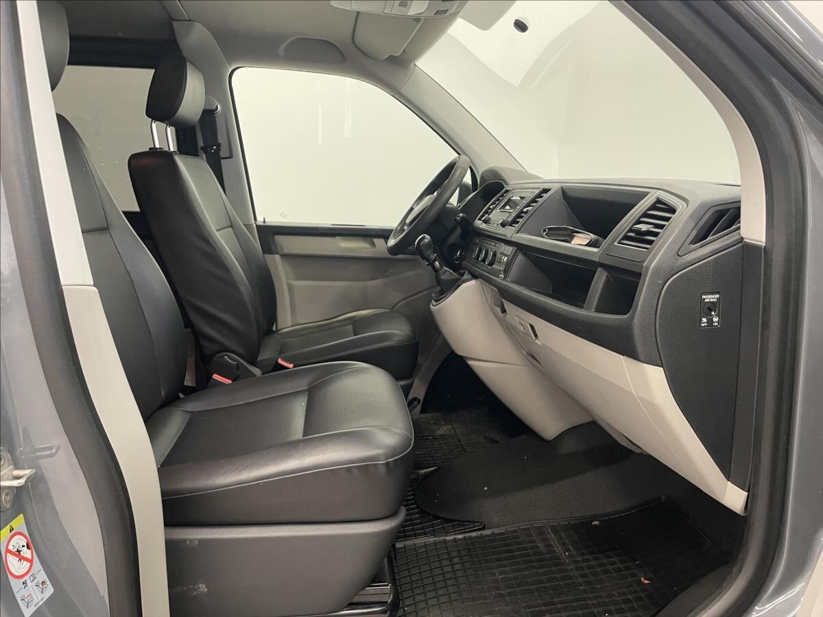 Volkswagen Transporter Kombi 2,0 l 110 kw