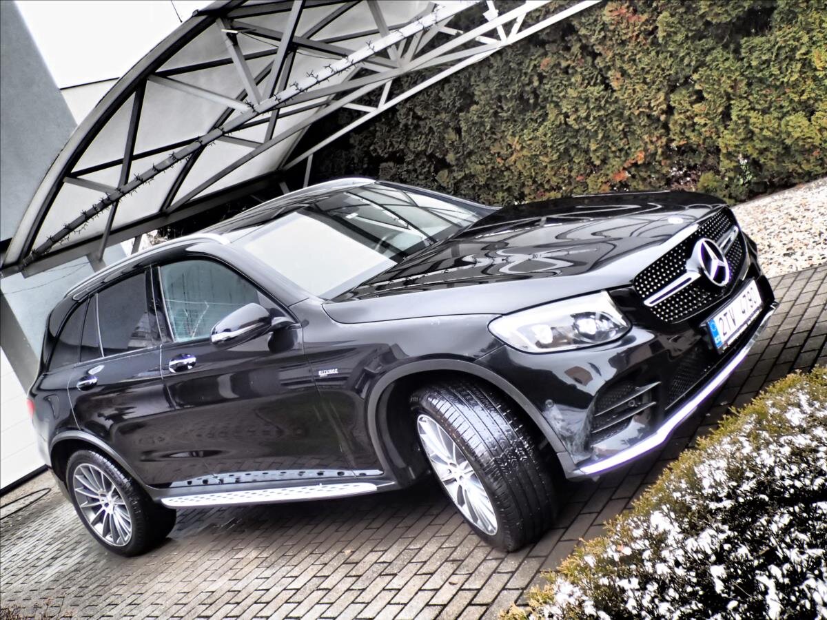 Mercedes-Benz GLC SUV / Terénní 3,0 l 270 kw