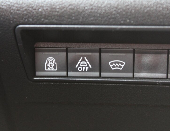 Peugeot Rifter MPV 1,5 l 96 kw