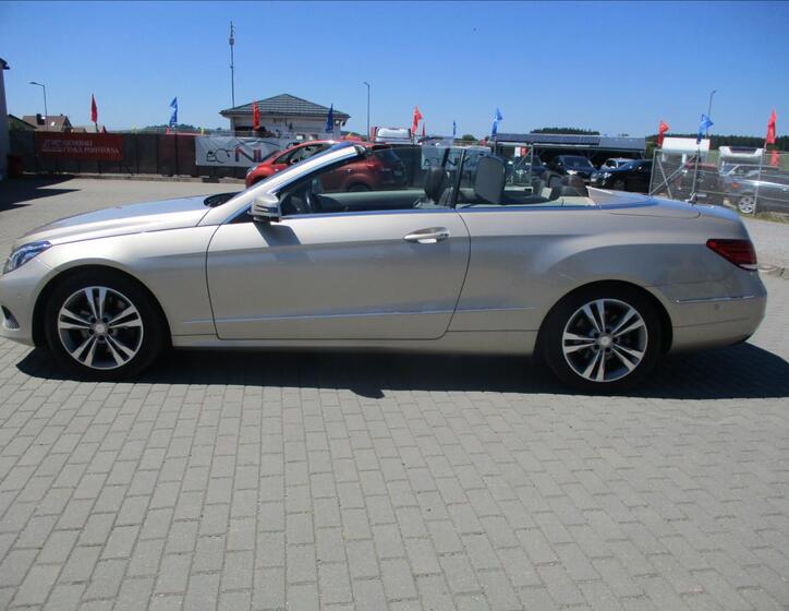 Mercedes-Benz Třídy E 2