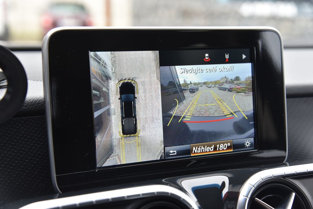 Mercedes-Benz Třídy X