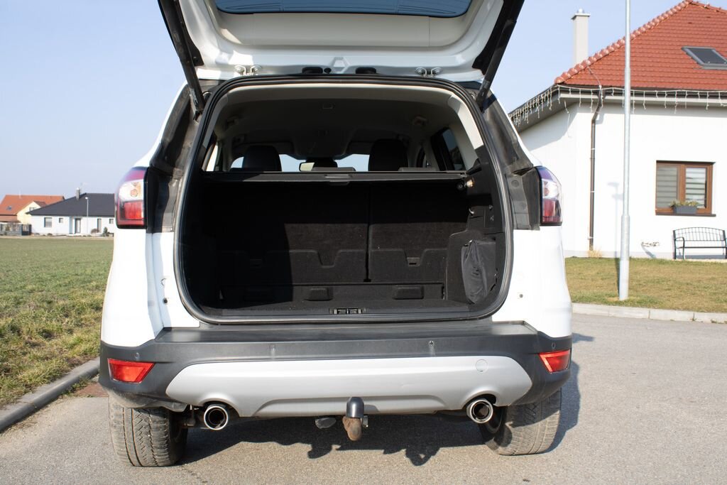 Ford Kuga SUV 2,0 l 110 kw