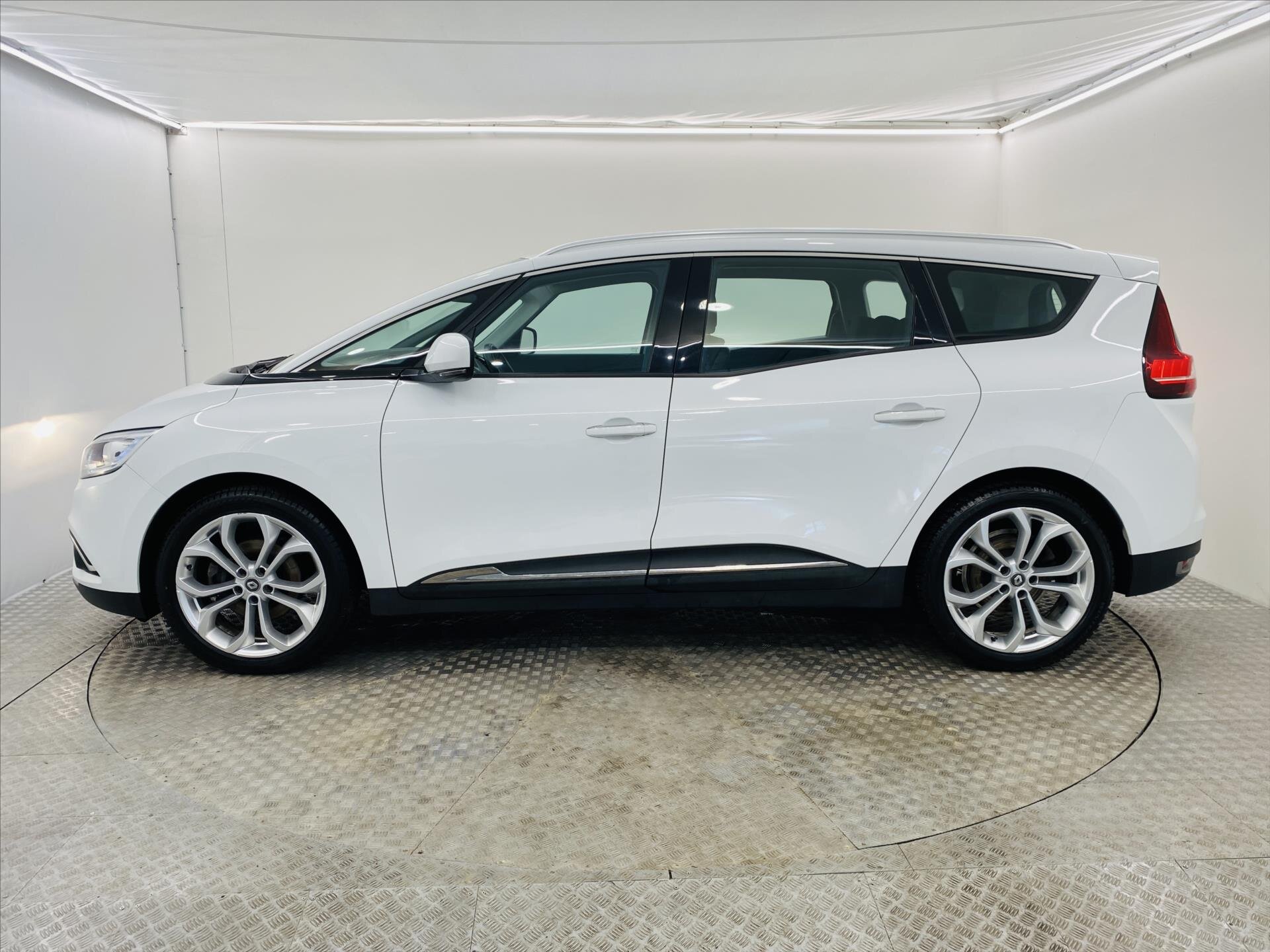 Renault Grand Scénic MPV 1,2 l 97 kw