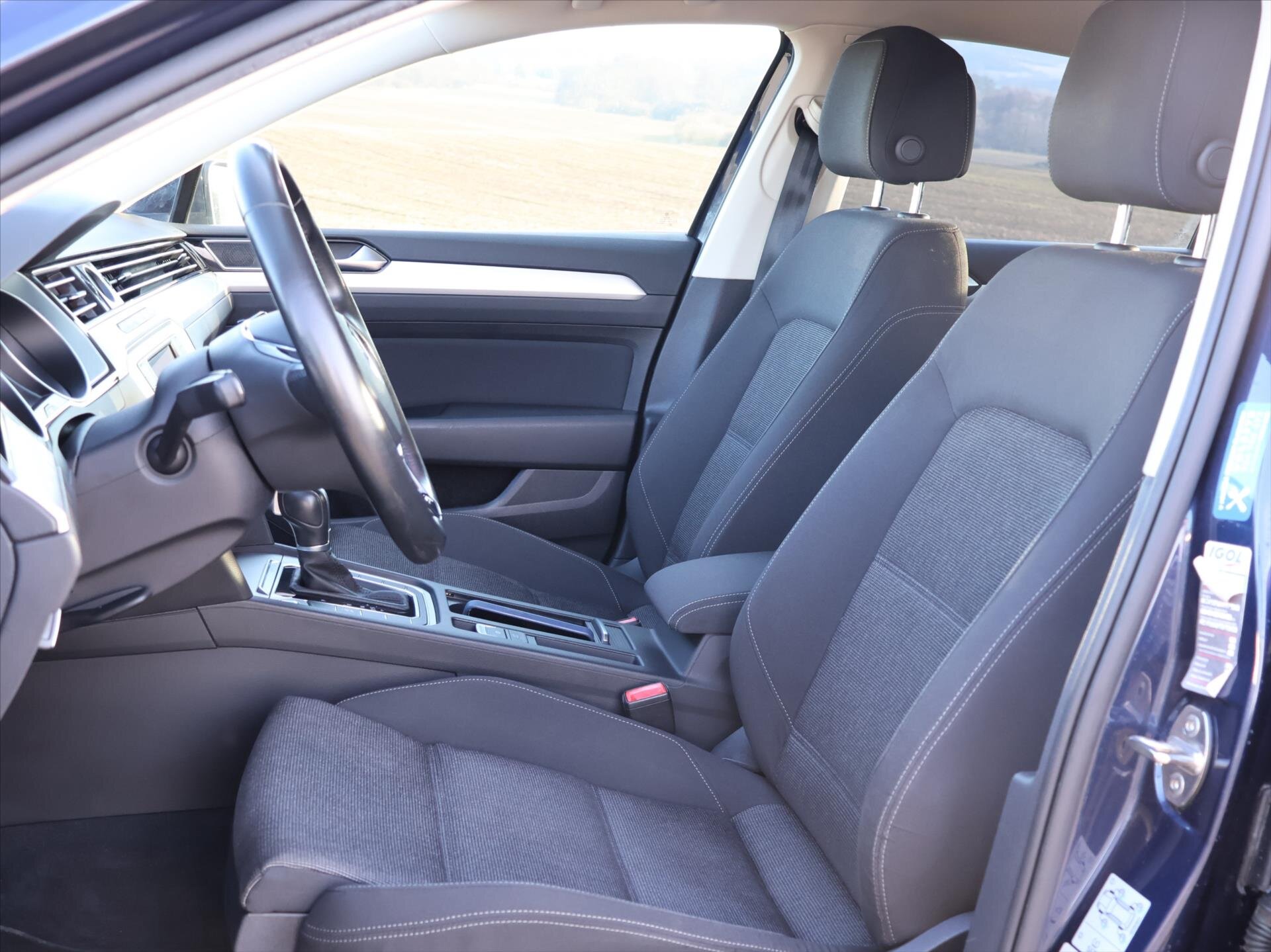 Volkswagen Passat Sedan / Limuzína 1,4 l 110 kw