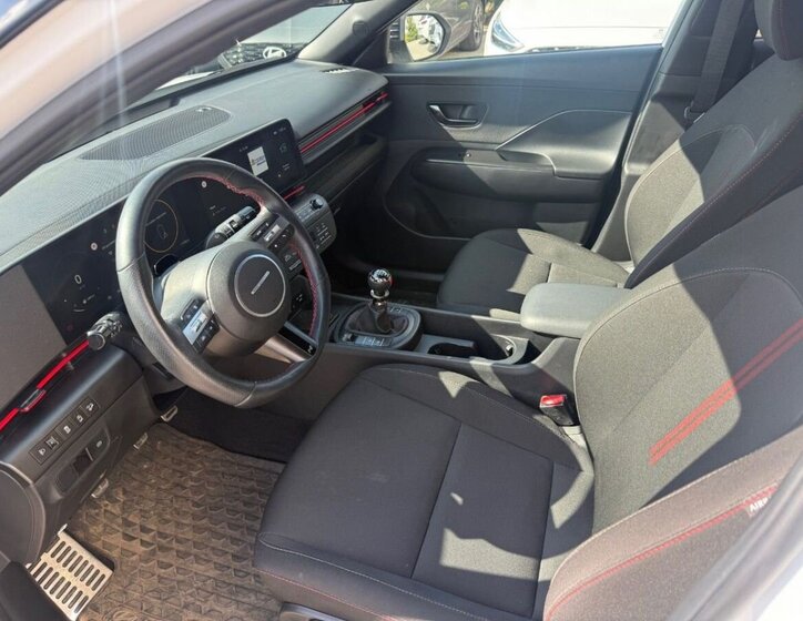 Hyundai Kona SUV / Terénní 1,6 l 145 kw