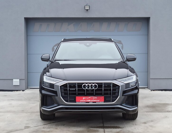 Audi Q8 2