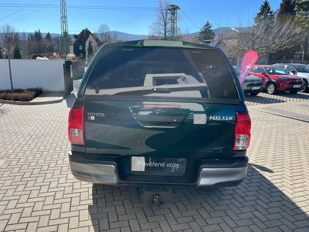 Toyota Hilux Pick-up 2,4 l 110 kw