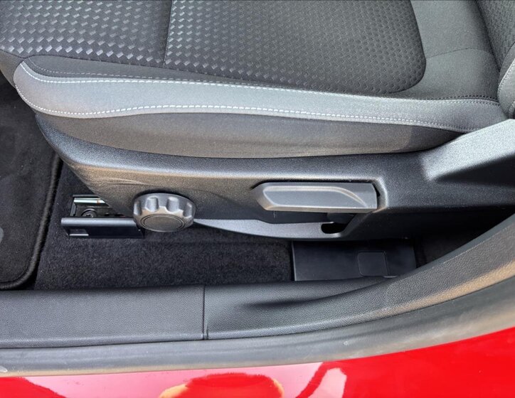 Ford Focus Kombi 999,0 92 kw