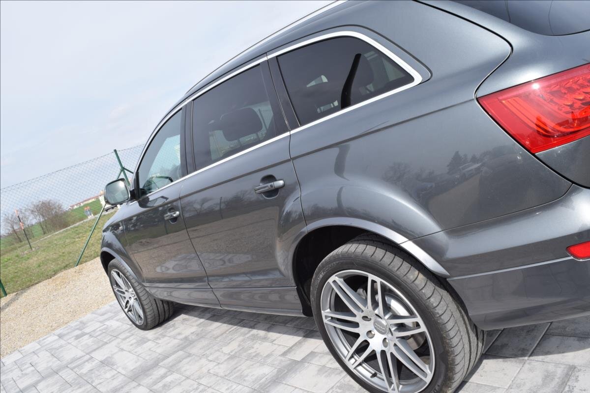 Audi Q7 SUV 3,0 l 180 kw