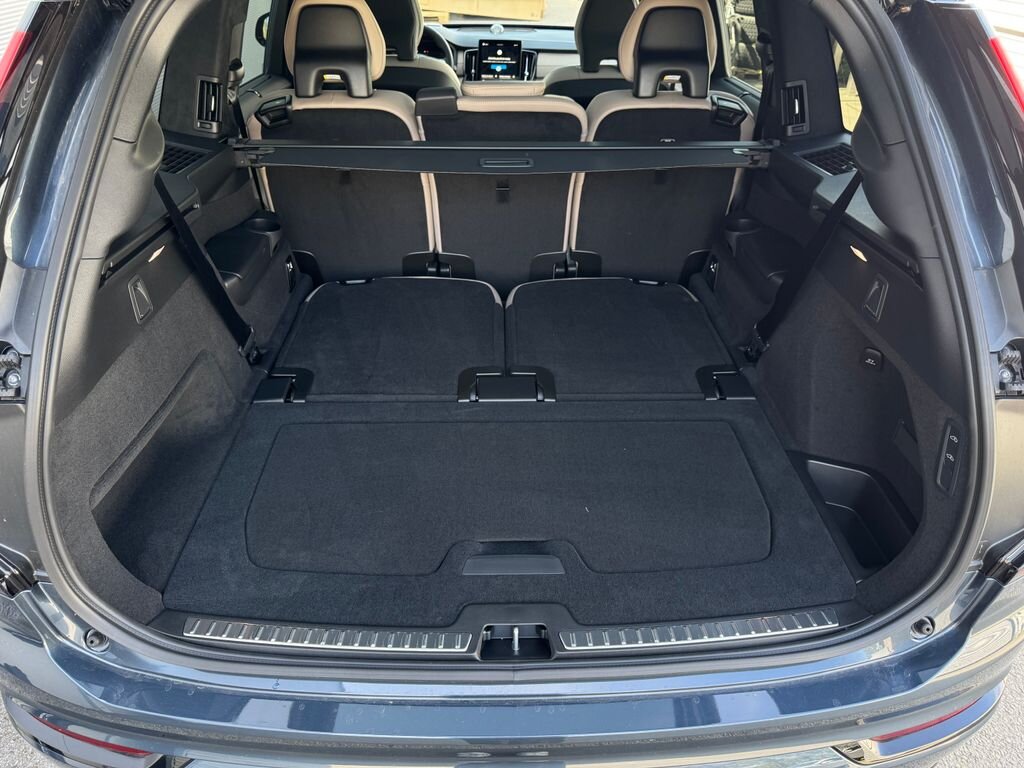 Volvo XC90 SUV / Terénní 2,0 l 184 kw