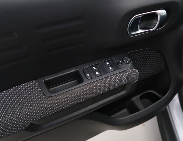 Citroën C3 Aircross SUV / Terénní 1,2 l 81 kw