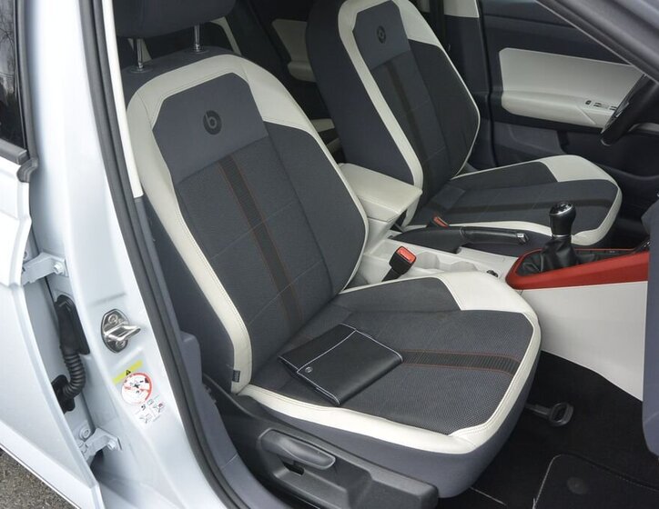 Volkswagen Polo Hatchback 999,0 70 kw