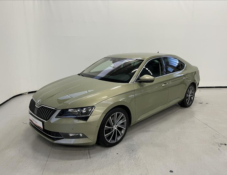 Škoda Superb Liftback 2,0 l 140 kw