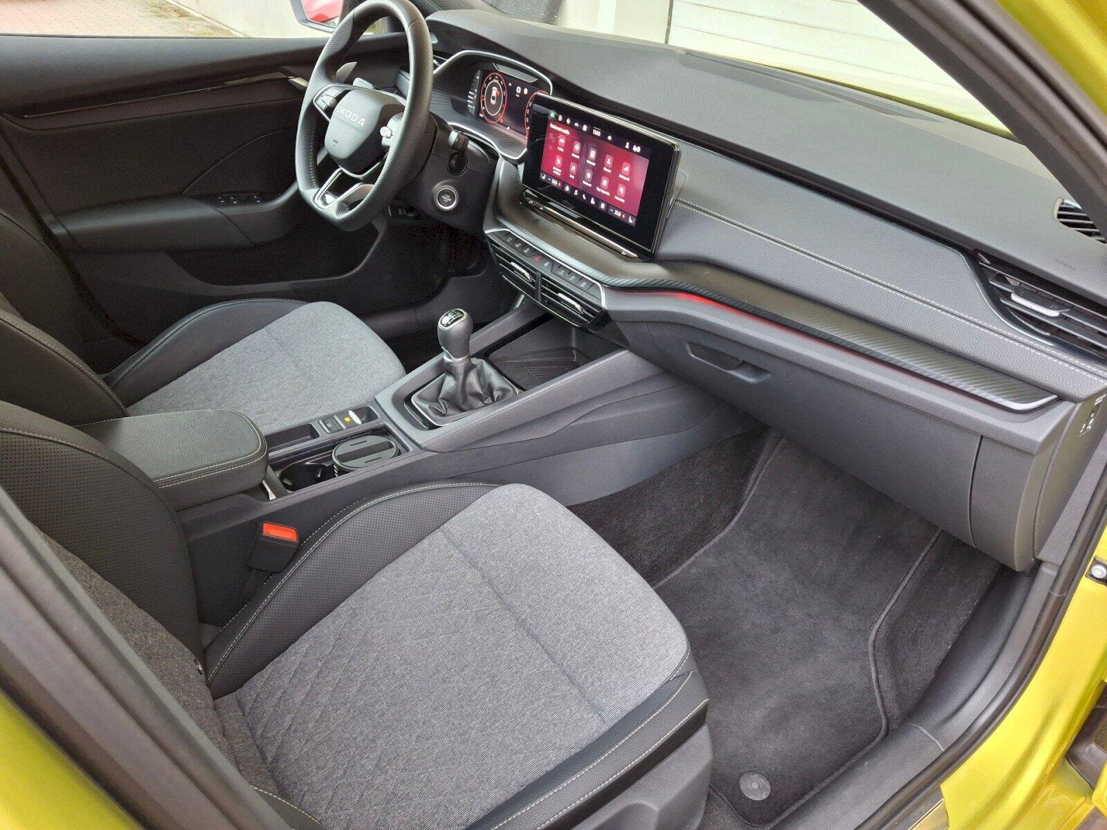 Škoda Octavia Sedan / Limuzína 1,5 l 110 kw