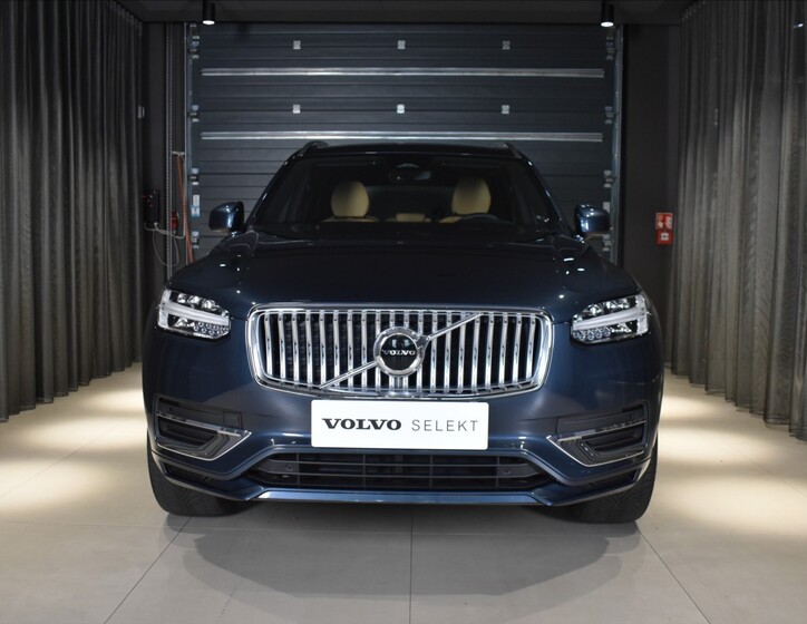 Volvo XC90 6
