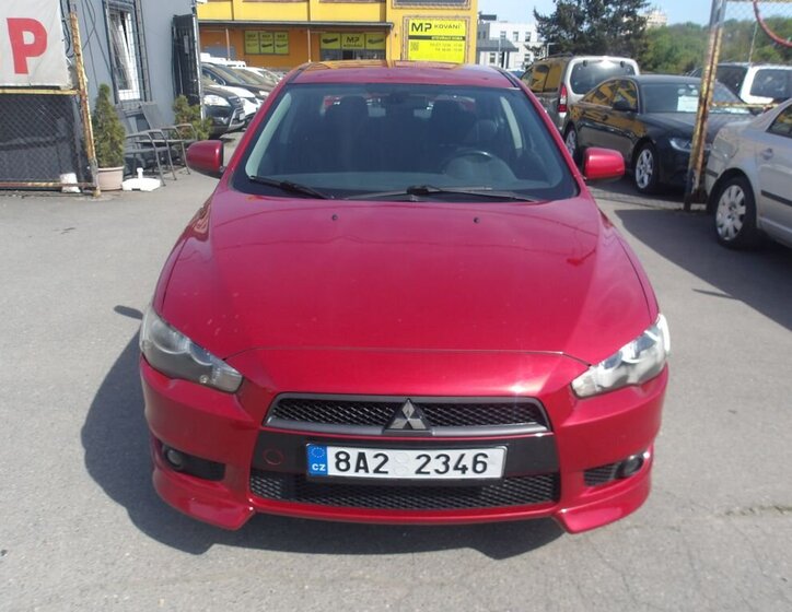 Mitsubishi Lancer Sedan / Limuzína 2,0 l 103 kw