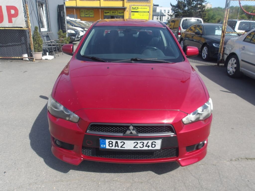Mitsubishi Lancer Sedan / Limuzína 2,0 l 103 kw