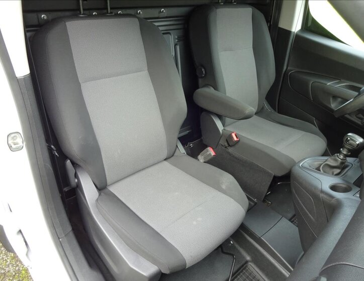 Peugeot Partner Skříň 1,2 l 81 kw