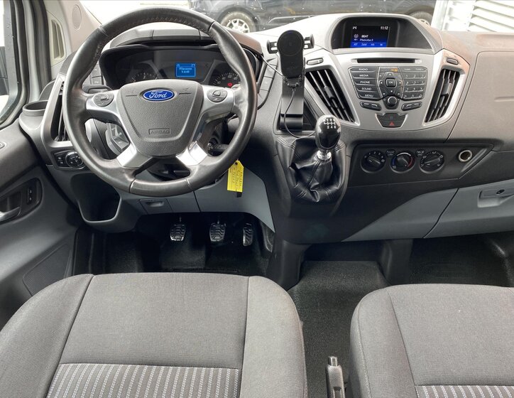 Ford Tourneo Custom MPV 2,0 l 96 kw
