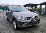 Volkswagen Touareg 8