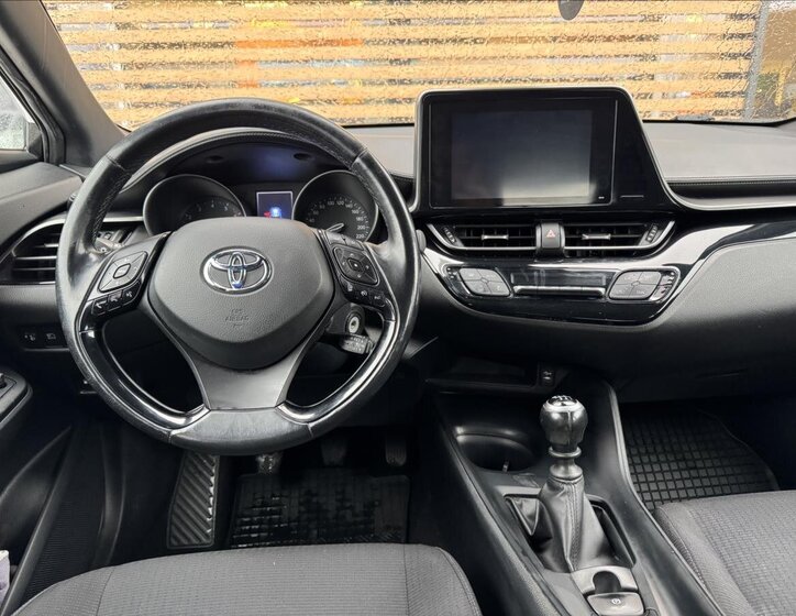 Toyota C-HR Hatchback 1,2 l 85 kw