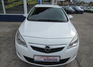 Opel Astra Kombi 2,0 l 121 kw