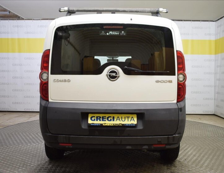 Opel Combo Ostatní 1,2 l 66 kw