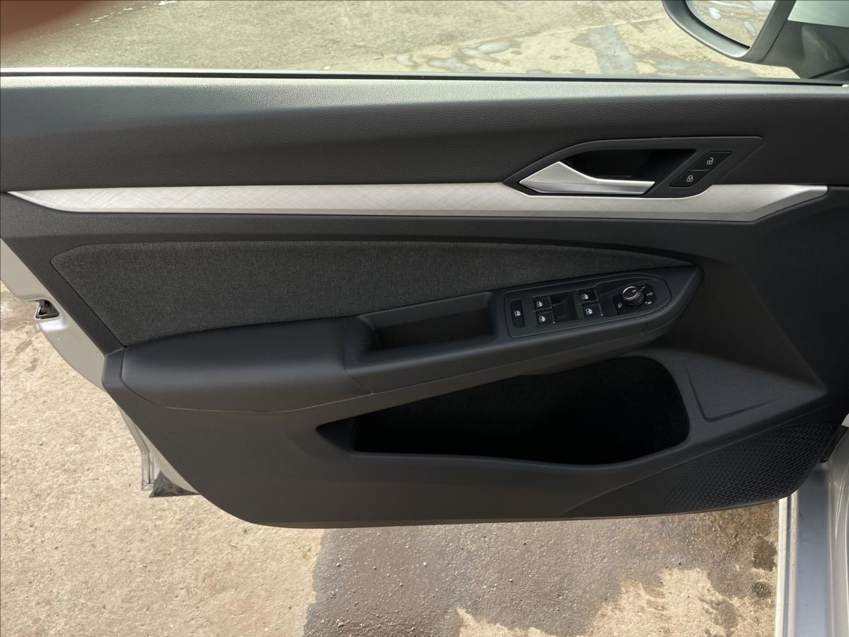 Volkswagen Golf Kombi 1,5 l 110 kw