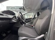 Peugeot 208 8