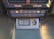 Volkswagen Touareg SUV / Terénní 3,0 l 210 kw