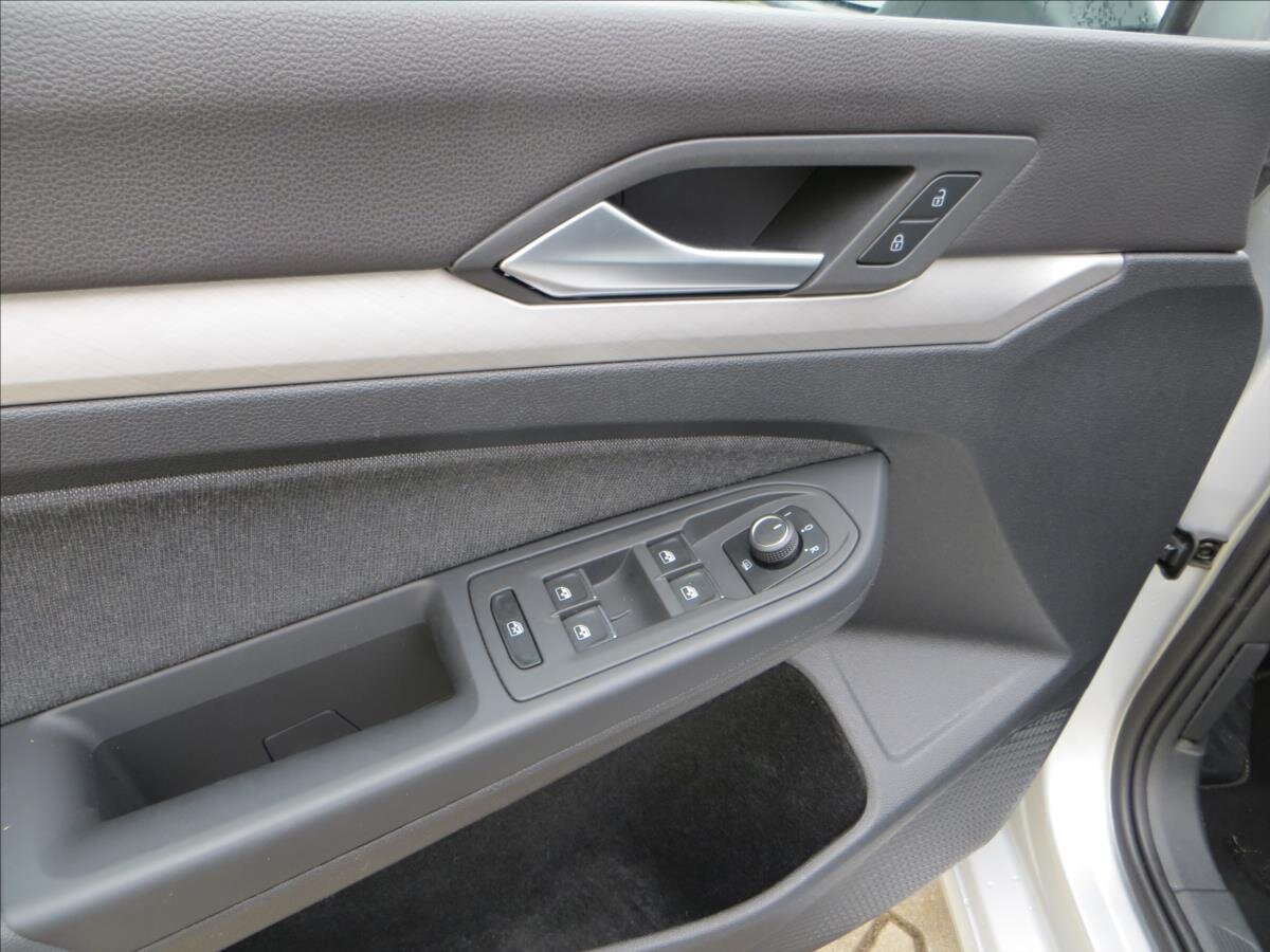 Volkswagen Golf Kombi 1,5 l 110 kw