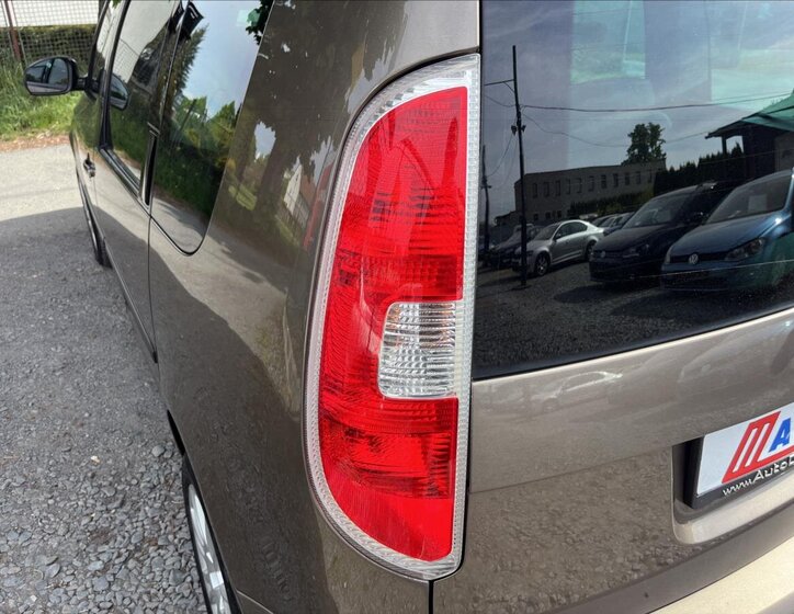Škoda Roomster MPV 1,2 l 63 kw