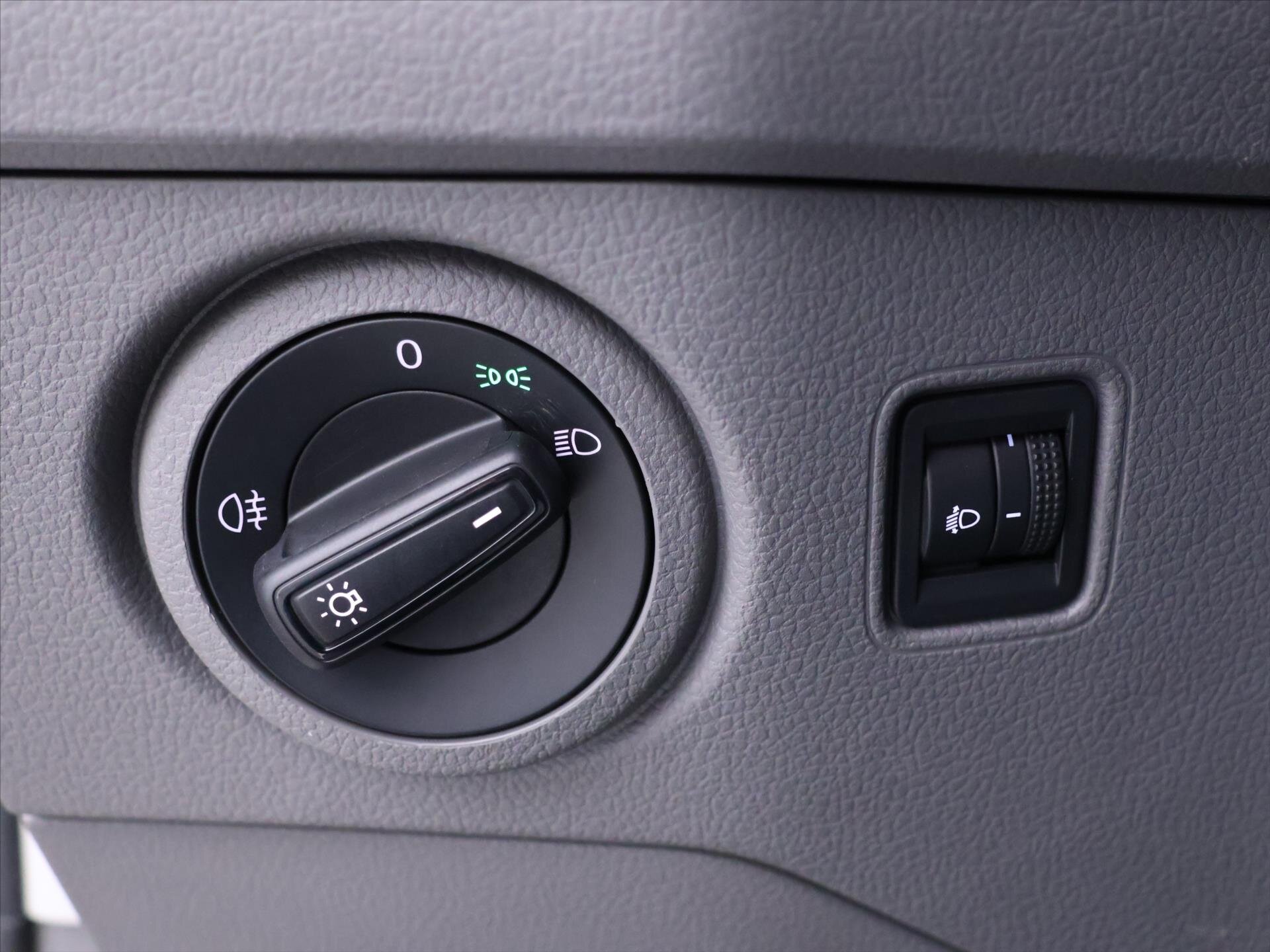 Volkswagen Crafter Skříň 2,0 l 103 kw