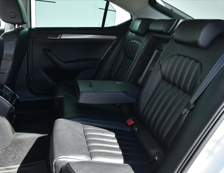 Škoda Superb Liftback 2,0 l 110 kw