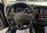 Mitsubishi Outlander SUV / Terénní 2,3 l 110 kw