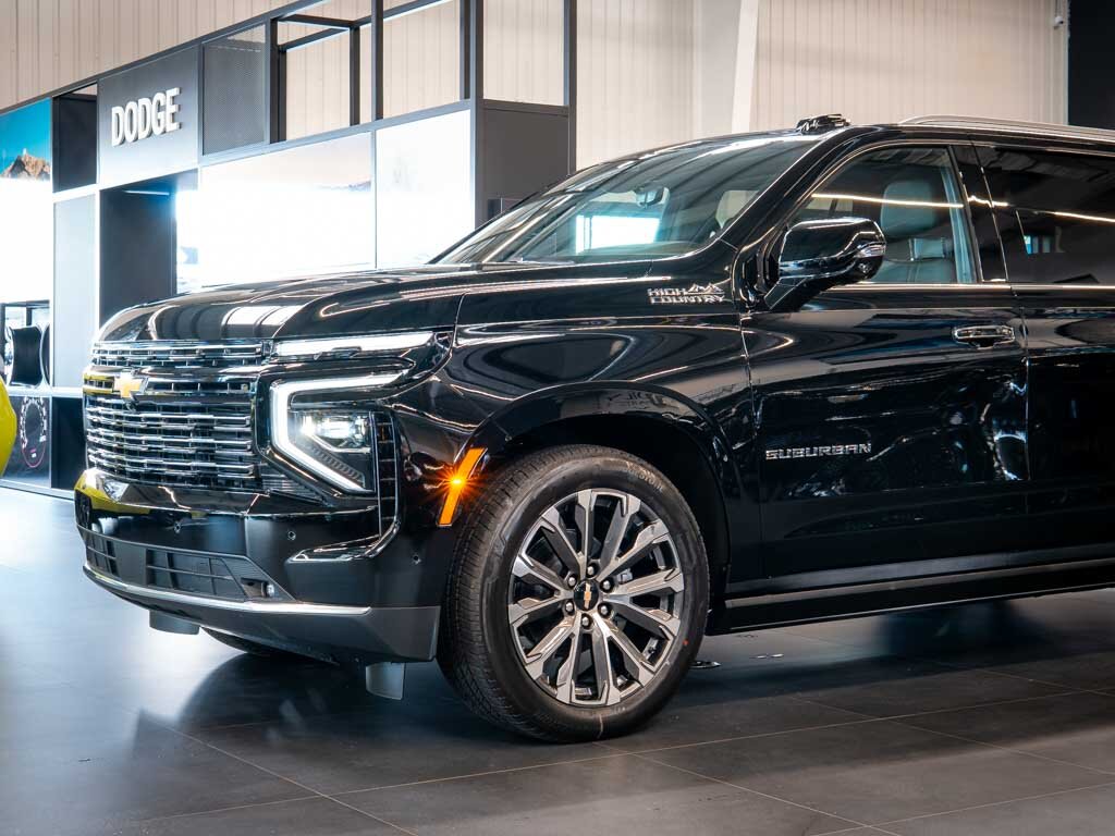 Chevrolet Suburban SUV 6,2 l 313 kw